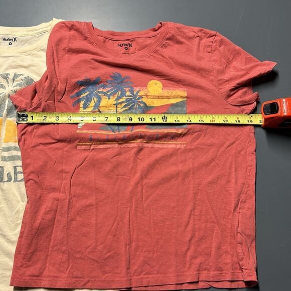 Hurley - Bundle of 2 Hurley Ladies Tees - Size Medium - Picture 5 of 8